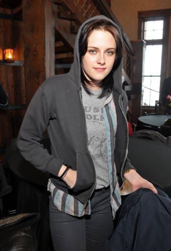 Kristen Stewart Kristen-at-Sundance-Film-Festival-January-24th-Day-2-kristen-stewart-10073266-340-500