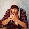 Laisse moi te suivre, laisse moi m'enfuir..     L-P-Icons-luke-pasqualino-10133657-100-100