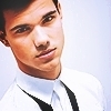 Les liens du plus beau : Aaron Taylor-3-taylor-lautner-10430737-100-100