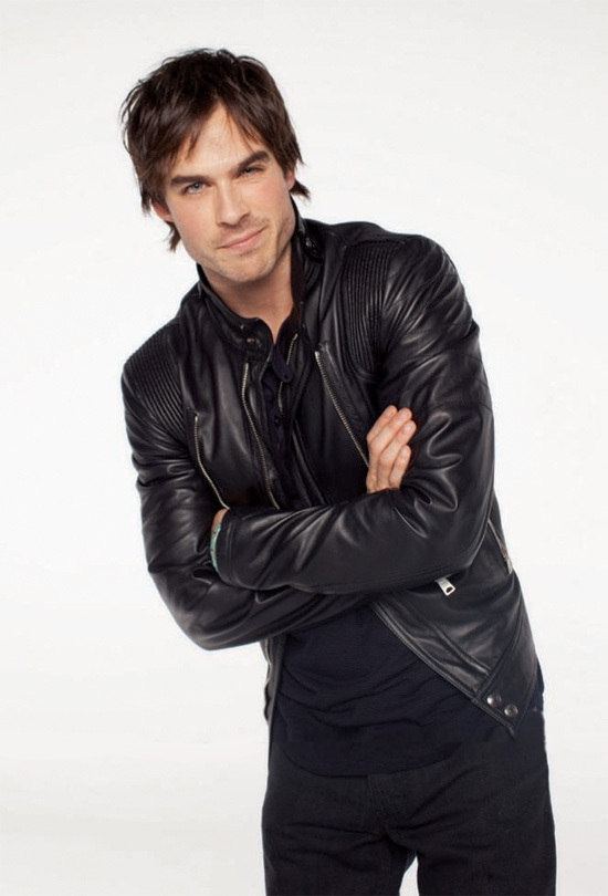 Vampire Diaries - Pictures Ian-damon-salvatore-10429512-550-810