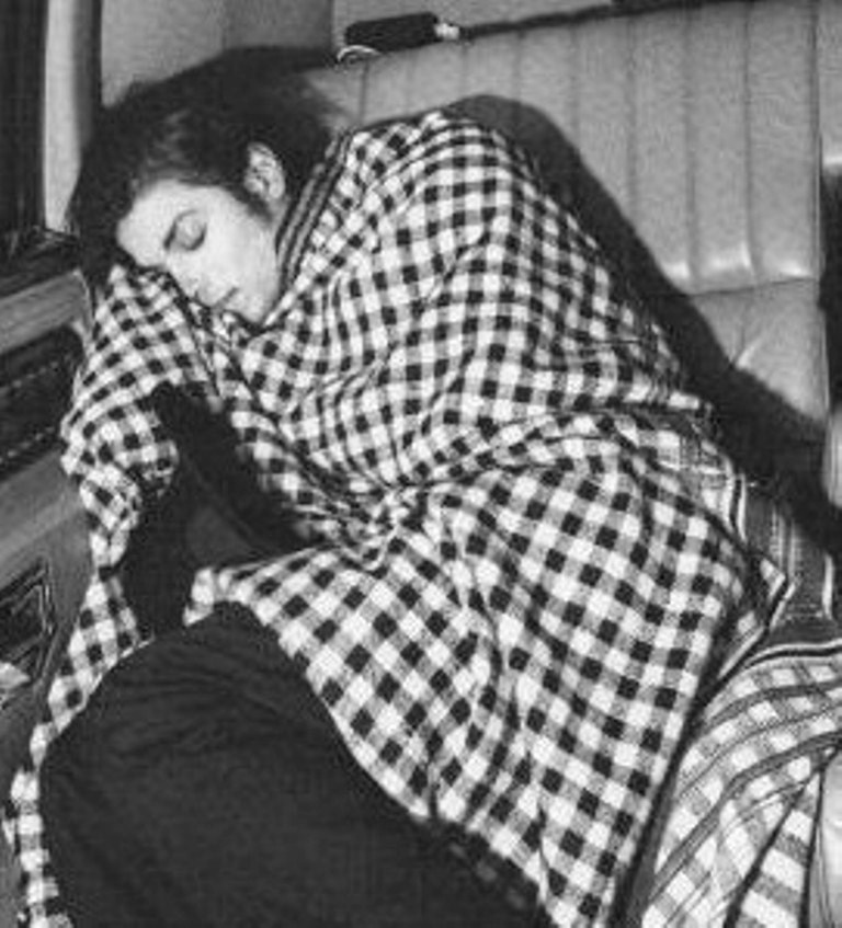 Immagini vietate ai "deboli di cuore" - Pagina 26 My-love-michael-jackson-10515466-768-847