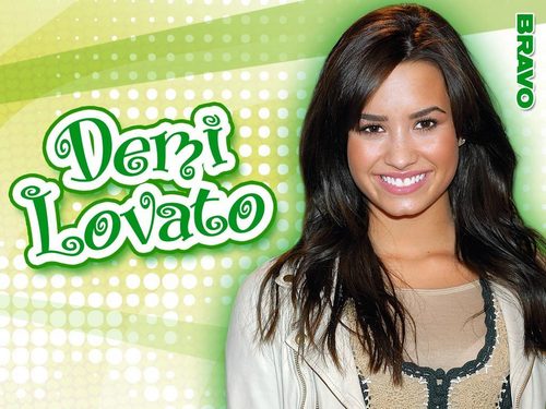 Demi Lovato -demi-demi-lovato-10759986-500-375