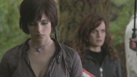 BTS (Behind The Scenes) Eclipse-behind-the-scenes-featurette-ashley-greene-10883887-480-270