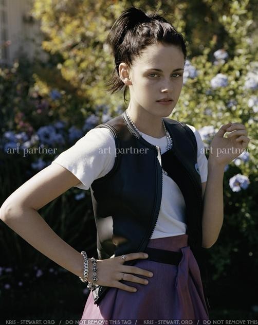 New/Old Outtakes of Kristen for Teen Vogue Magazine New-Old-Outtakes-of-Kristen-for-Teen-Vogue-Magazine-twilight-series-10838484-502-632