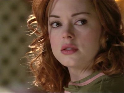 Галерия на Пейдж - Page 12 Rose-as-Paige-Matthews-rose-mcgowan-10855916-400-300