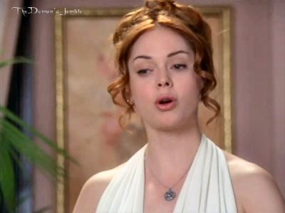 Галерия на Пейдж - Page 10 Rose-as-Paige-Matthews-rose-mcgowan-10856319-400-300