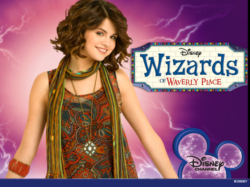 Disney Celebrieties WIZARDS-OF-WAVERLY-PLACE-SEASON-3-WALLPAPERS-selena-gomez-10874803-1024-768