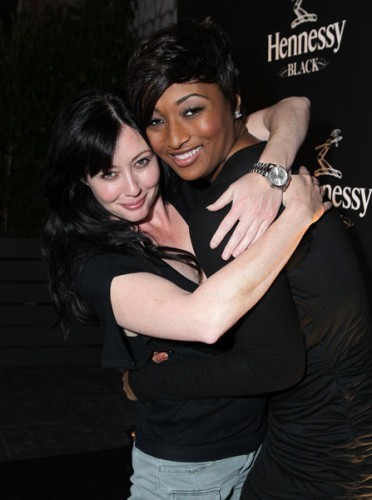 Галерия на Шанън Дохърти - Page 24 -shannen-The-Hennessy-Black-Event-shannen-doherty-10936659-372-500