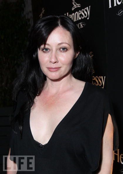 Галерия на Шанън Дохърти - Page 24 -shannen-The-Hennessy-Black-Event-shannen-doherty-10936664-419-594