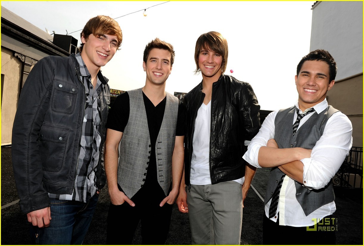 Amazing photo for amazing stars  Big-Time-Rush-big-time-rush-11082628-1222-826