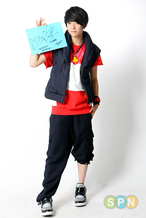 [Info] TomBoy??? Amber-f-x-11068747-480-717