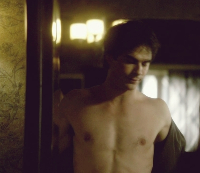 Vampire Diaries - Pictures -  3 Ian-Damon-ian-somerhalder-11135432-664-573