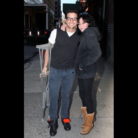 Галерия на Шанън Дохърти - Page 23 Shannen-with-Mark-Tim-in-NY-shannen-doherty-11238136-460-460