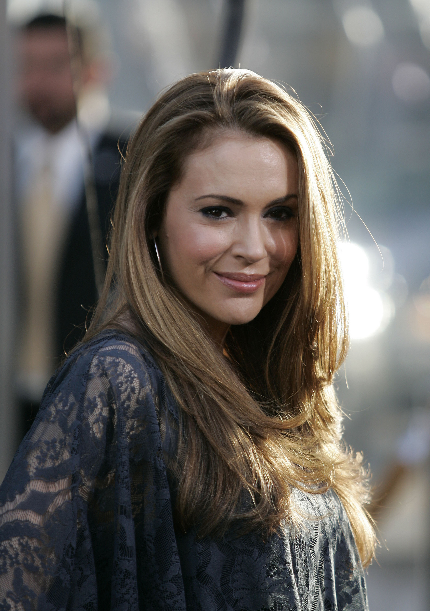  ~~~ - Page 30 Alyssa-Clash-of-the-Titans-Premiere-alyssa-milano-11270889-1803-2560