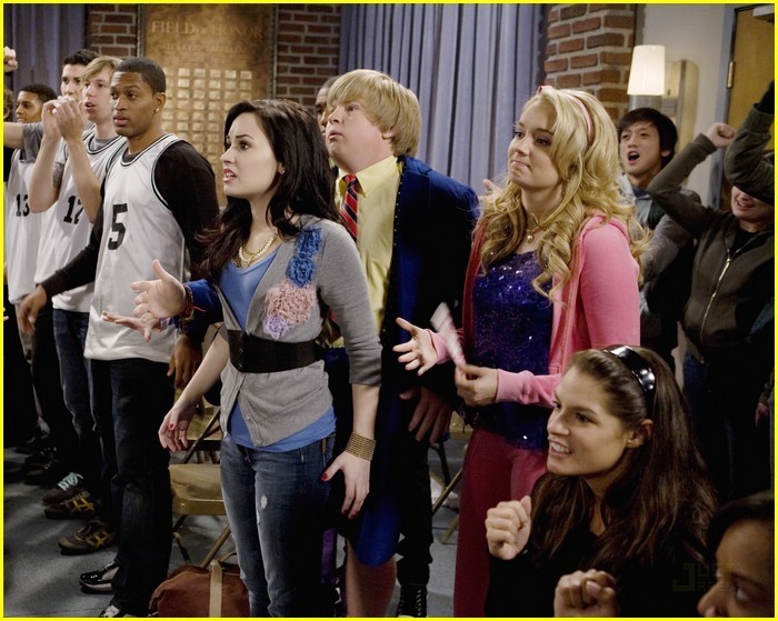 Demi Lovato Sings On Sonny!  Demi-Lovato-Sings-On-Sonny-demi-lovato-11342096-700-559