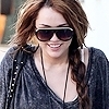 اكبر واضخم مكتبة رمزيات لمايلي سايروس - صفحة 2 Miley-Cyrus-miley-cyrus-11302754-100-100