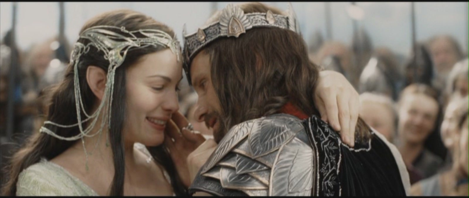 Le Seigneur des Anneaux / The Hobbit #3 Arwen-and-Aragorn-Lord-of-the-Rings-Return-of-the-King-aragorn-and-arwen-11684043-1600-677