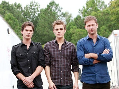 Cronicas Vampiricas 3-CUTIES-the-vampire-diaries-12322829-453-339