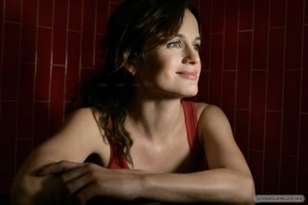 Elizabeth 2008 LA times Elizabeth-2008-LA-times-elizabeth-reaser-12375118-450-300