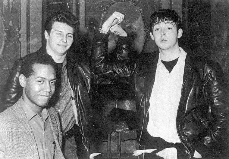 Le seul et unique: Pete Best!  Paul-McCartney-Pete-Best-Emile-Ford-the-beatles-12611642-760-530