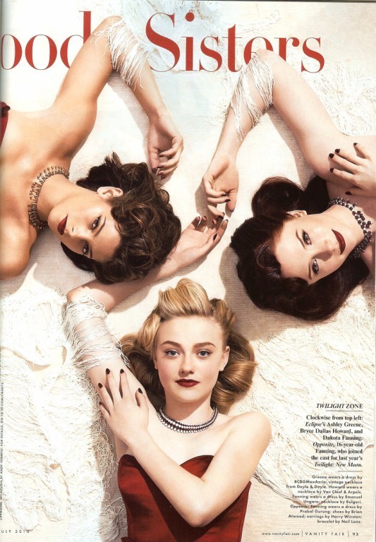 Mary Alice Cullen/Brandon/Whitlock(ASHLEY GREENE) Vanity-Fair-Scans-ashley-greene-12684442-533-768