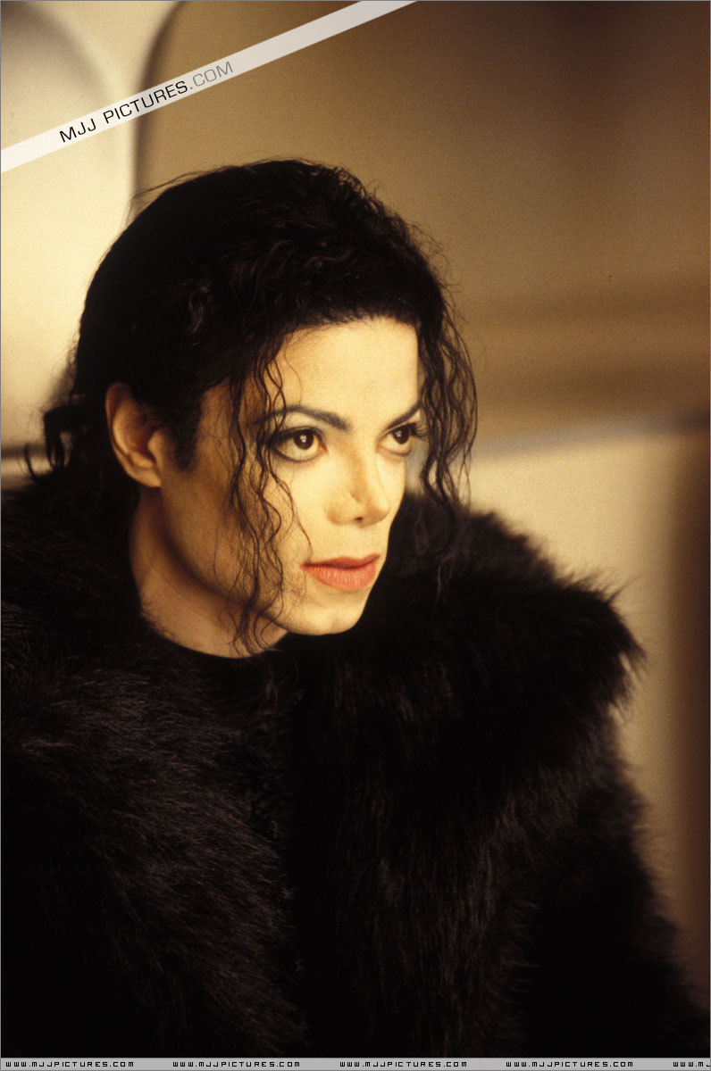 "COLECCION DE FOTOS DE SCREAM" Scream-michael-jackson-13156674-796-1200