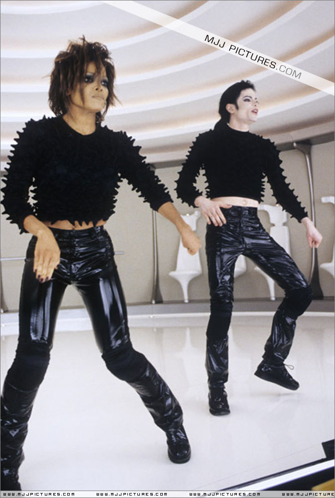 "COLECCION DE FOTOS DE SCREAM" Scream-michael-jackson-13156487-673-1000