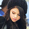 Dafné Liliant Rosseau  Selena-selena-gomez-13308058-100-100