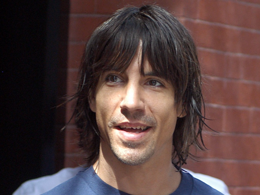 Minuto y resultado Anthony-Kiedis-Wallpaper-anthony-kiedis-13513305-1024-768