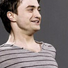 Une voiture? [LB] Daniel-daniel-radcliffe-14222376-100-100