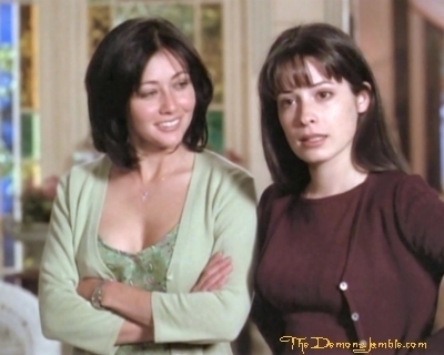 Галерия на Пайпър и Прю - Page 2 Which-prue-is-it-anyway-charmed-8556779-400-320