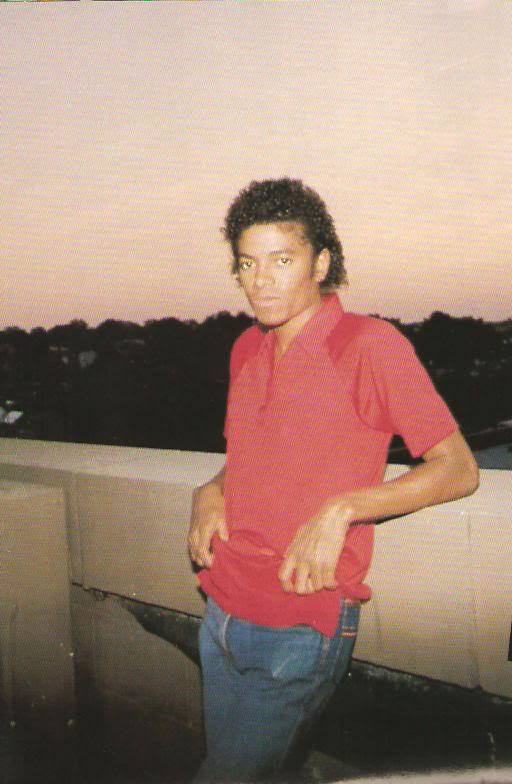 Off The Wall Era MJ-michael-jackson-8642475-512-784