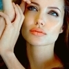 Clan Vulturi Angelina-angelina-jolie-8991043-100-100