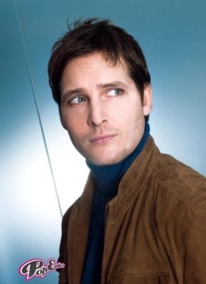 Peter Facinelli -  2 PETER-BY-POPEATER-twilight-series-9161072-290-400