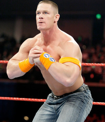 صور بطل اتحاد المصارعة الحرة جون سينا  John-Cena-On-Raw-john-cena-9291205-336-390