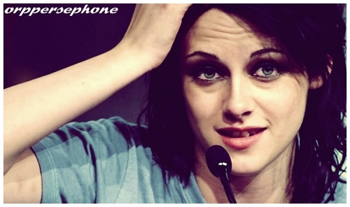 Kristen Stewart Kristen-Stewart-kristen-stewart-9274560-500-296