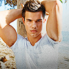 I'm alone... or not ?! -- PV Chace Taylor-L-3-taylor-lautner-9228755-100-100