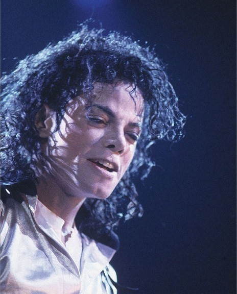 Снимки на Майкъл Why-Did-you-have-to-go-michael-jackson-9210947-464-576