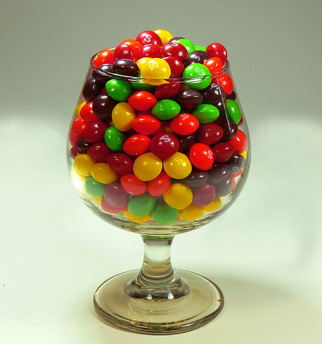 Sa numaram pana la 1000 My-glass-of-skittle-s-skittles-9224299-468-500