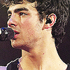 مجموعة كبيرة ومنوعة من صور جو جوناس  Joe-Icons-joe-jonas-9337939-100-100