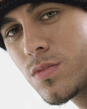 Nam ca sĩ điển trai người Tây Ban Nha Enrique Iglesias Enrique-my-loooooooooove-enrique-iglesias-9424866-280-350