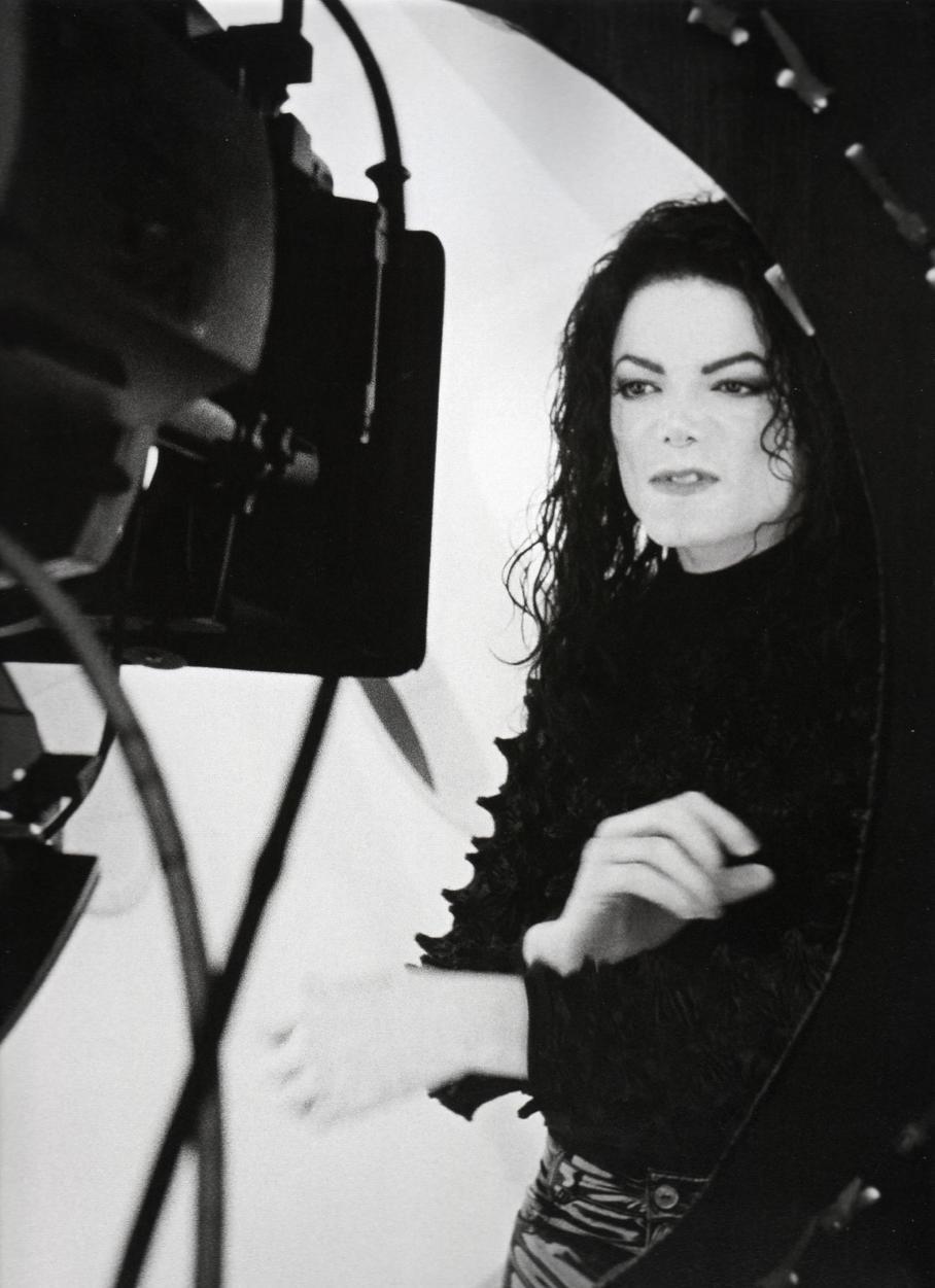 "COLECCION DE FOTOS DE SCREAM" Making-of-Scream-michael-jackson-9661673-908-1251