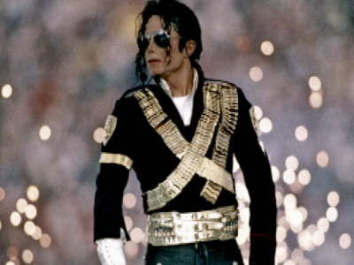Comercial do Documentário Michael Jackson-The Immortal World Tour 352230_1264020011381_400_300