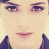 Qui a dit qu'il fallait faire pioupiou pour voler? ♥ | Meg' Winona-winona-ryder-3136523-100-100