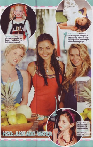   3  .. Magazine-cariba-heine-and-phoebe-tonkin-3376778-317-500