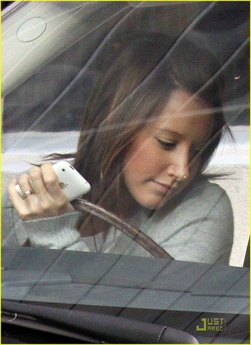 Ashley leaving a recording studio in Burbank - January 21 2009 Ashley-ashley-tisdale-3679294-364-500