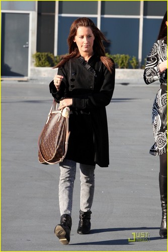 Ashley out running errands - February 10 Ashley-ashley-tisdale-4135364-334-500