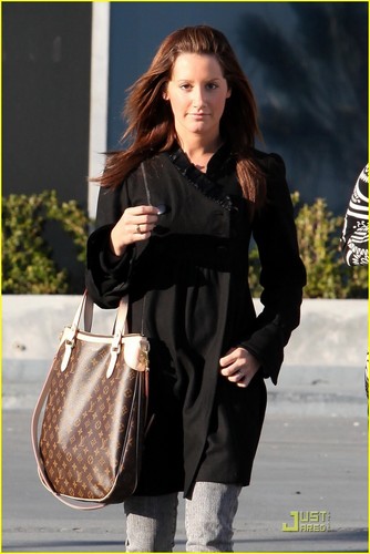 Ashley out running errands - February 10 Ashley-ashley-tisdale-4135374-334-500