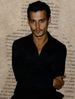 johnny depp Johnny-johnny-depp-4329656-254-331