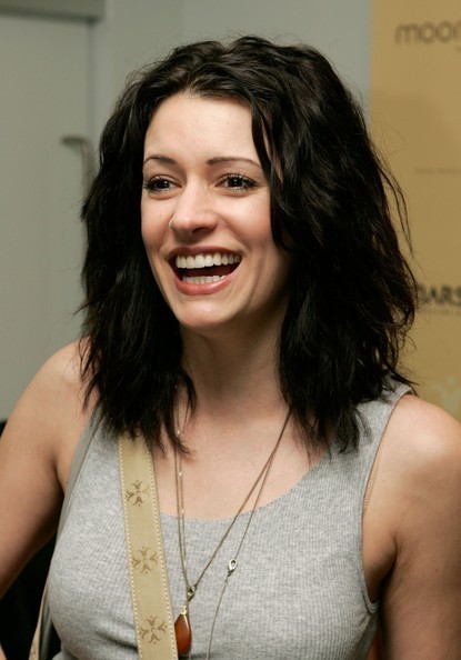 Kedvenc képeink Paget Brewsterről Paget-Brewster-paget-brewster-4945597-415-594